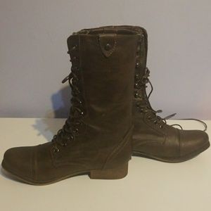 Brown combat boots Steve Madden size 5.5